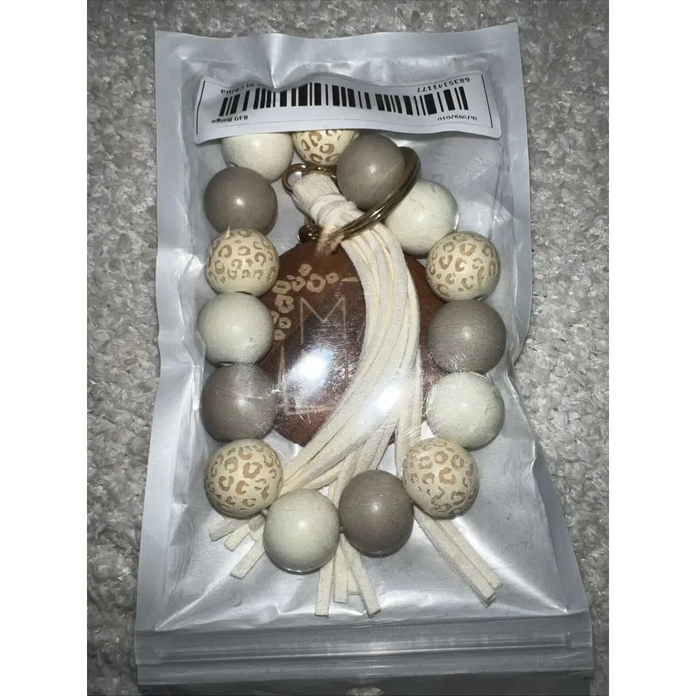 Mama Keychain Bracelet ~ Wrist Key Holder ~ Nice Gift~‎ New